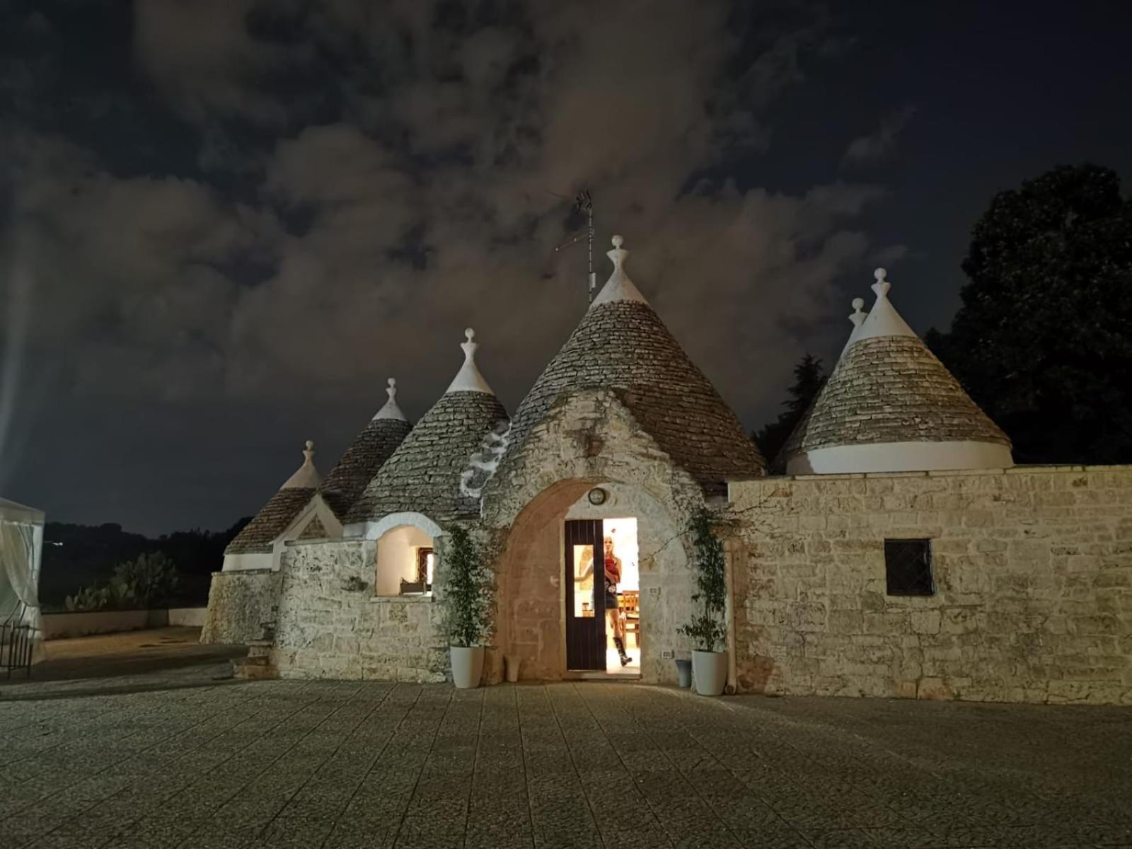 Trulli Del Sole Villa Martina Franca Dış mekan fotoğraf