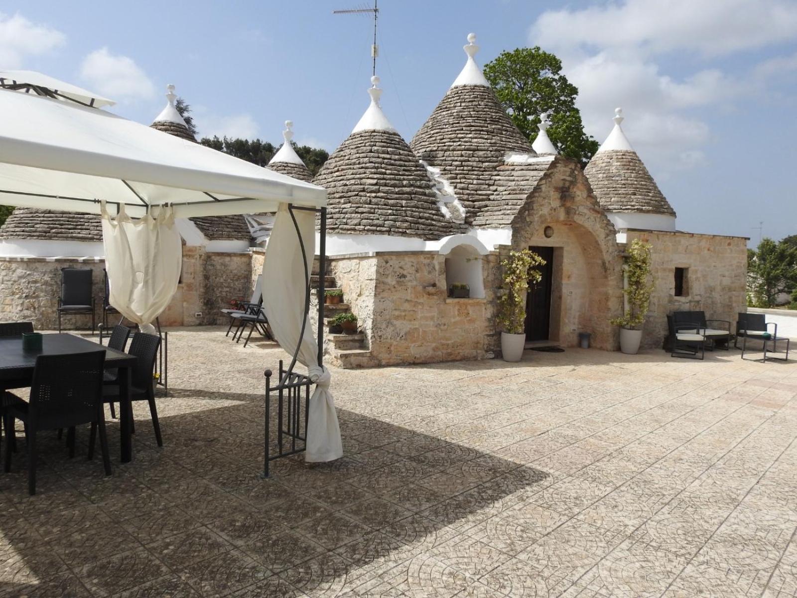 Trulli Del Sole Villa Martina Franca Dış mekan fotoğraf